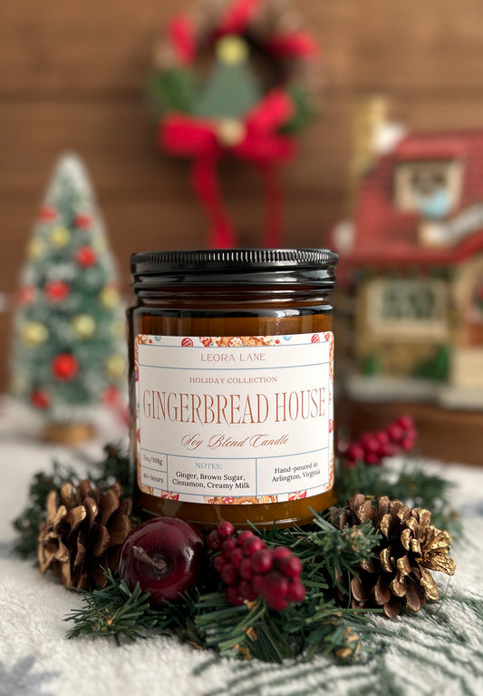 Gingerbread House 7 oz. Candle